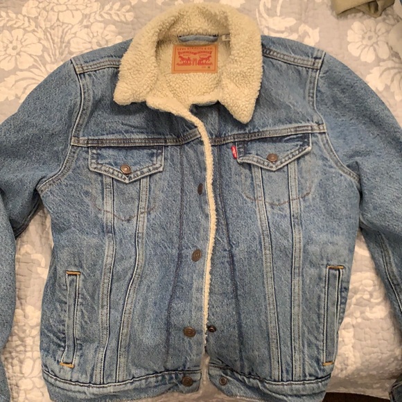 Sheep fur lined Levi’s denim jacket